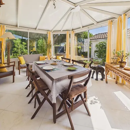 A 150 M De La - Maison Pour 4, Jardin Et Bbq